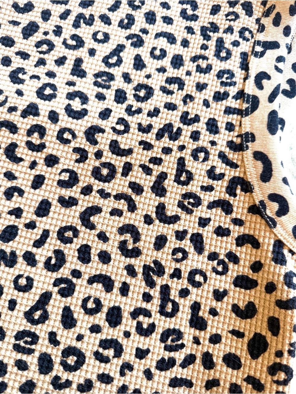 Noble waffle tank in Leopard - Picture 4 of 5